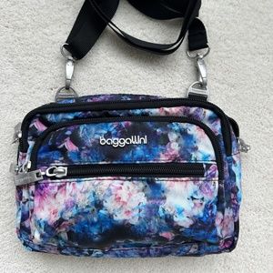 Baggallini Cross Body Bag